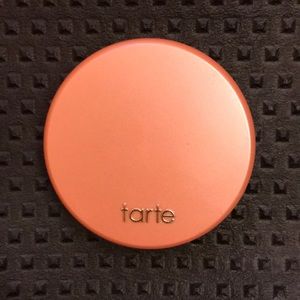 Tarte blush